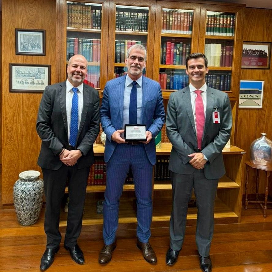 You are currently viewing ANACRIM Homenageia Ministro Rogério Schietti Cruz do STJ
